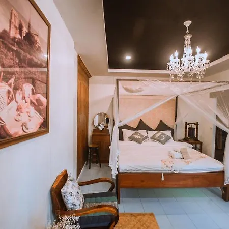 The Antique Riverside Resort Ban Pong  Exterior foto