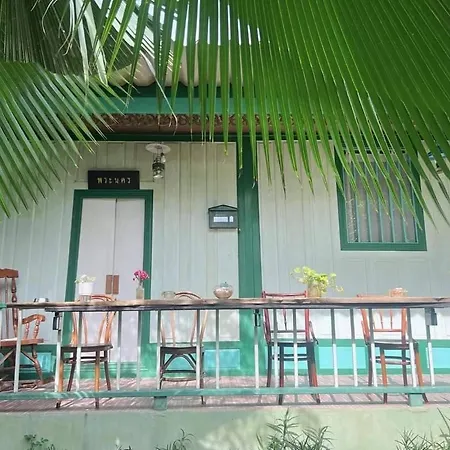 The Antique Riverside Resort Ban Pong  Exterior foto