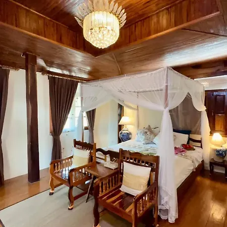 The Antique Riverside Resort Ban Pong  Exterior foto
